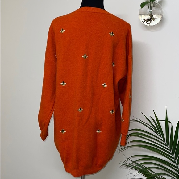 Bee 🐝 sweater dress - Picture 4 of 7